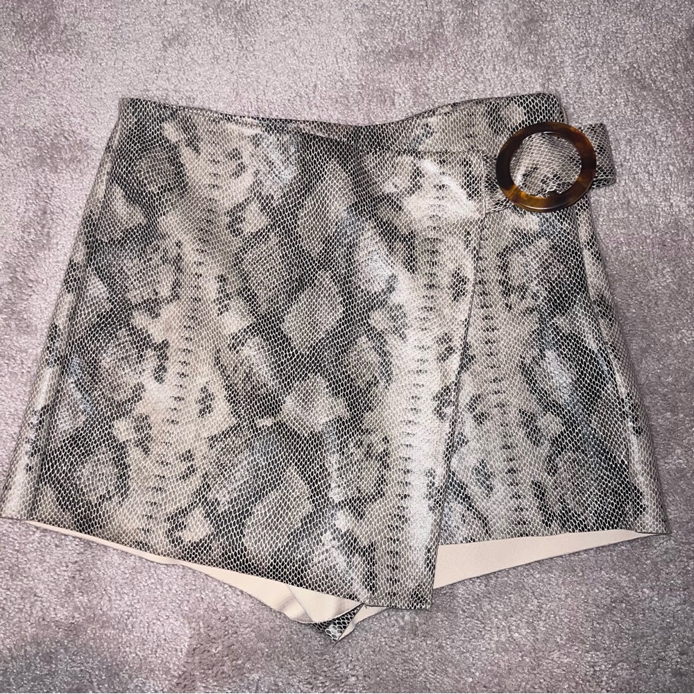 Zara Skort